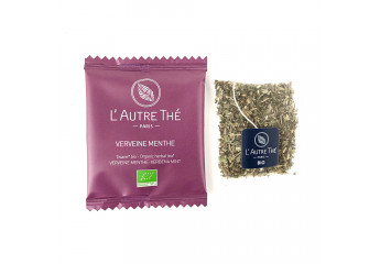 Tisane en mousseline individuelle : verveine, menthe et mélisse bio.